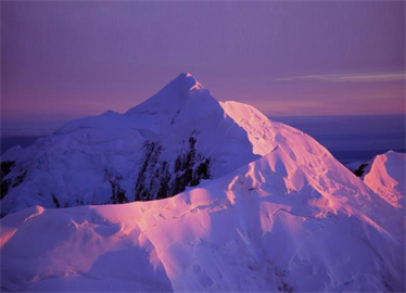 Mt. Tasman's North Shoulder Winds Toward The Summit