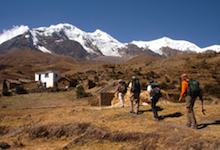 Bolivia, Illimani - Approaching Illimani.