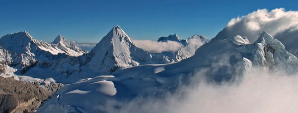 The first three peaks, left to right, are Kitaraju, Alpamayo, and Artesonraju.