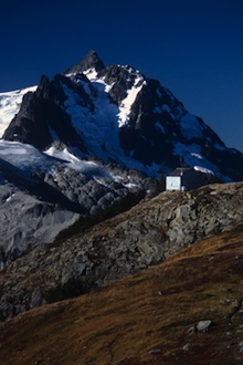 The Copper Ridge Fire Lookout, with Mt. Shuksan in the distance.