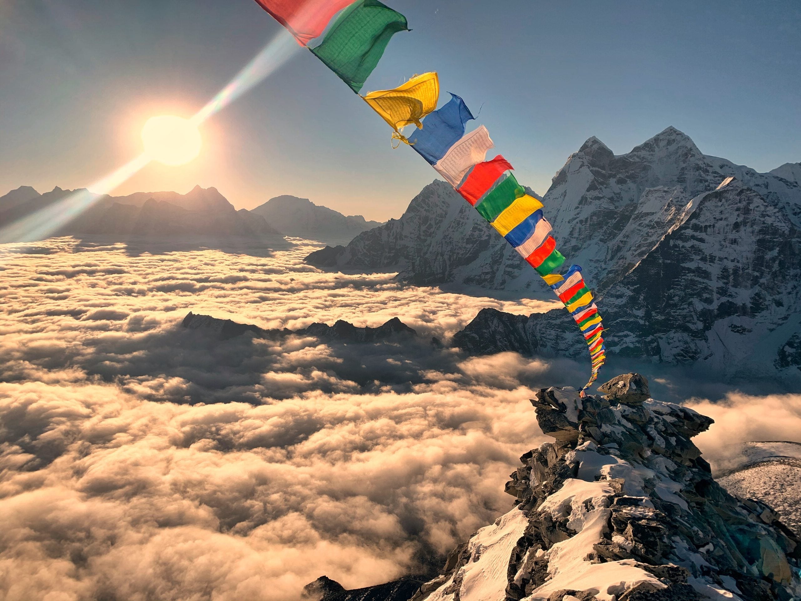 The dramatic SW Ridge of Ama Dablam