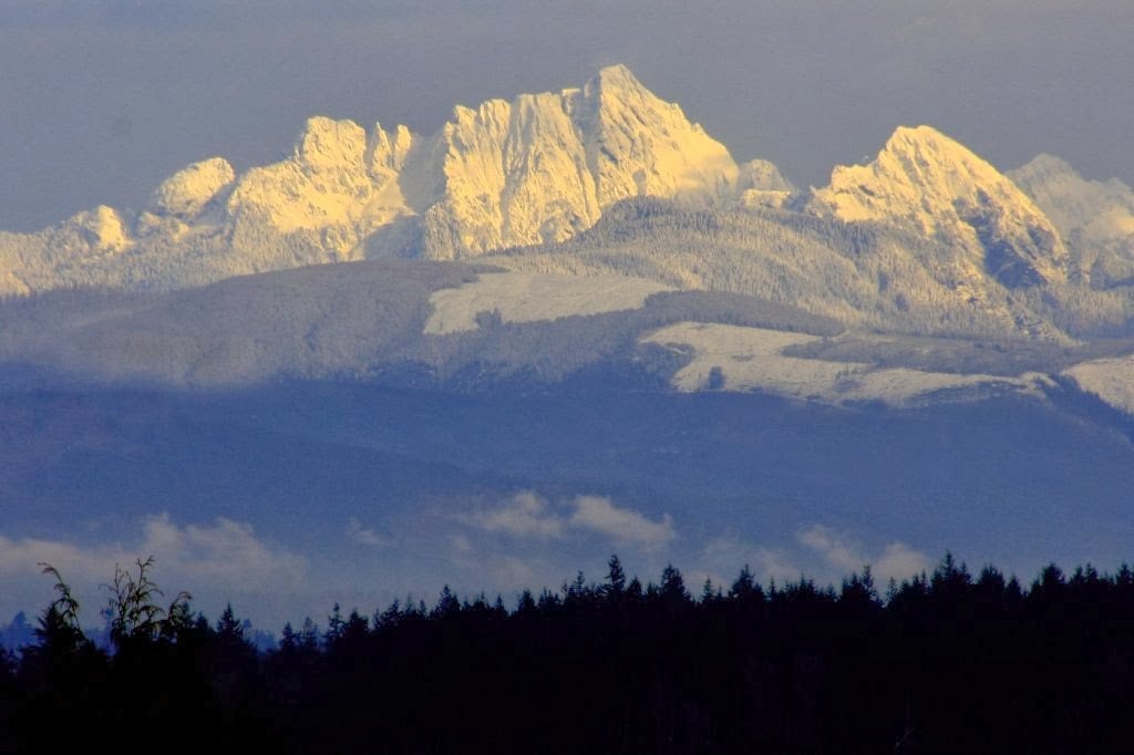 Beautiful Sunset in the Cascades 2 3788 2 Whitehorse