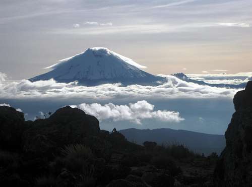 Ecuador High Altitude Expedition #1 – The Hermann Family – Dispatch 8 4 Cotopaxi, seen from the approach to the Ilinizas
