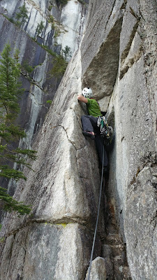 Route Profile: Angel's Crest (5.10b, IV) 4 Angel27s Crest 2