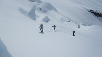 The Class of 2011 - AAI Guide Training 16 Glacier Skiing 1