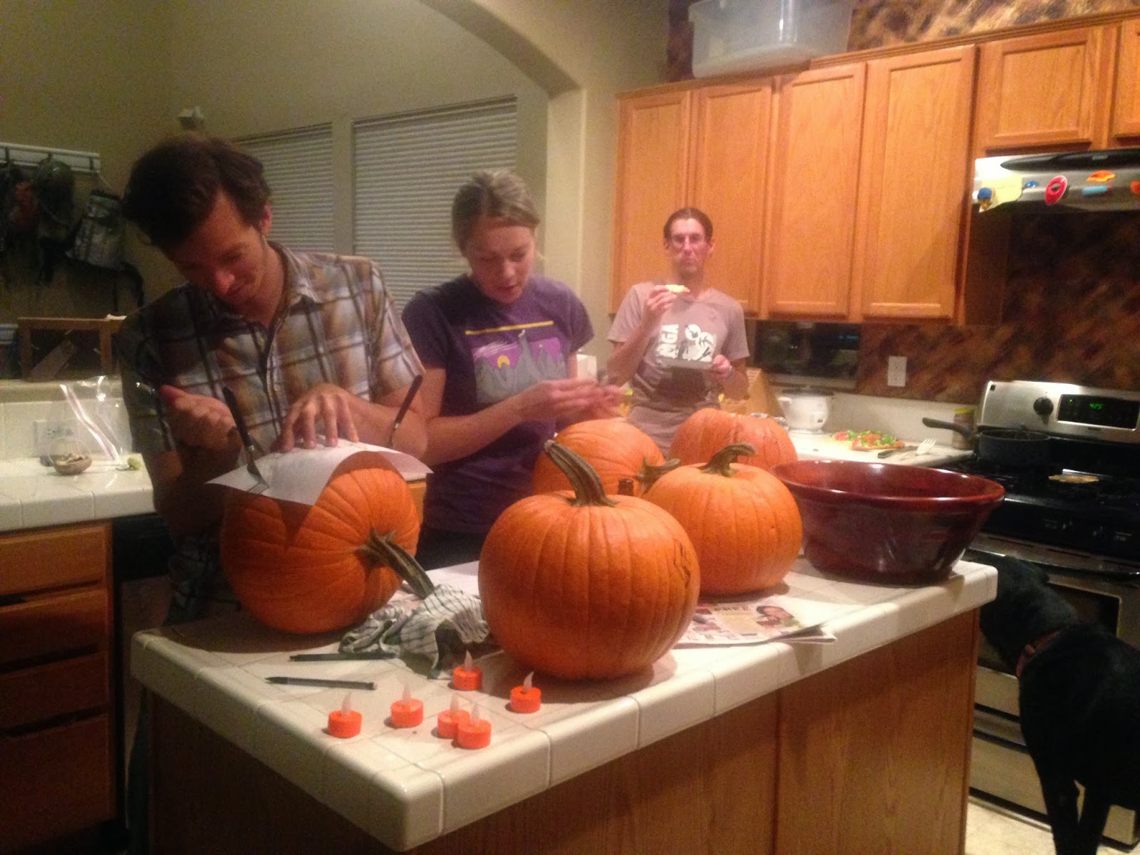 AAI South Pumpkin Carving 1 IMG 1380