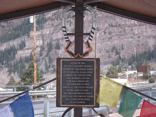 Photo Essay: Climbing in the Ouray Ice Park 9 Memorial2