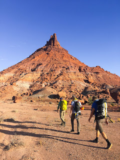 Which Desert Tower Should Be My First? 2 The boys walking to South 6 281 of 129