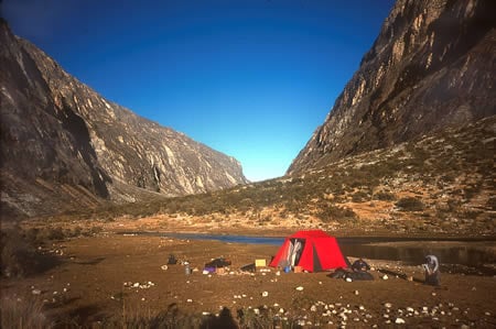 Camp in Quebrada Santa Cruz