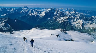 Climbers high on Elbrus