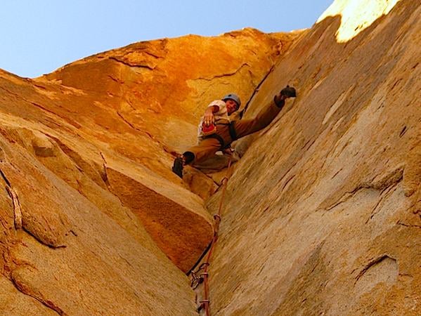 Climbing and Outdoor News from here and abroad - 11/13/2025 1 Dihedral Leading