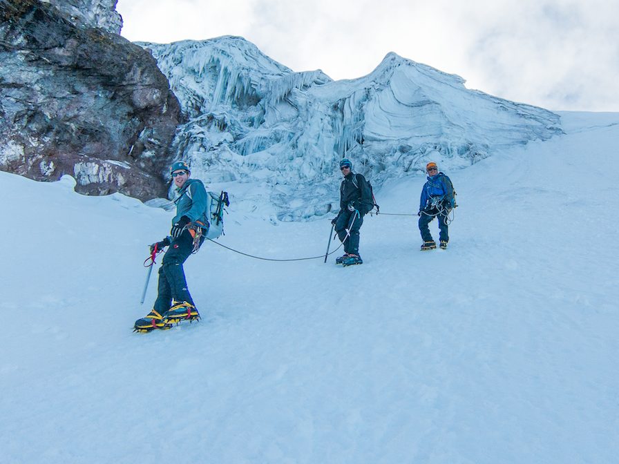 Climbers descending from Illiniza Sur