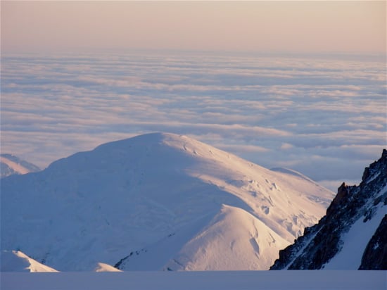 Looking back down towards Windy Corner and out into the cloud covered Alaskan Frontier.