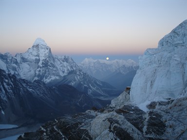 Nepal - Khumbu Trek & Island Peak 3 Sunrise Suze Kelly