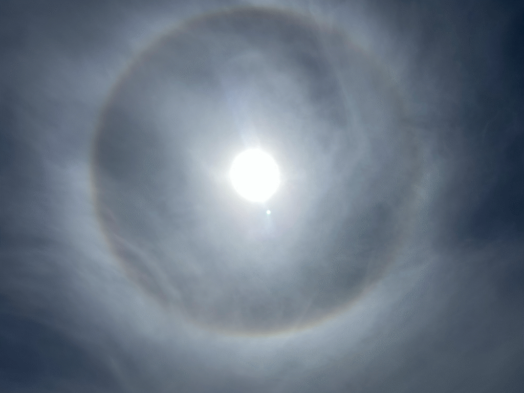Solar Halos 2 Screenshot 2025 11 06 at 6.30.53 AM