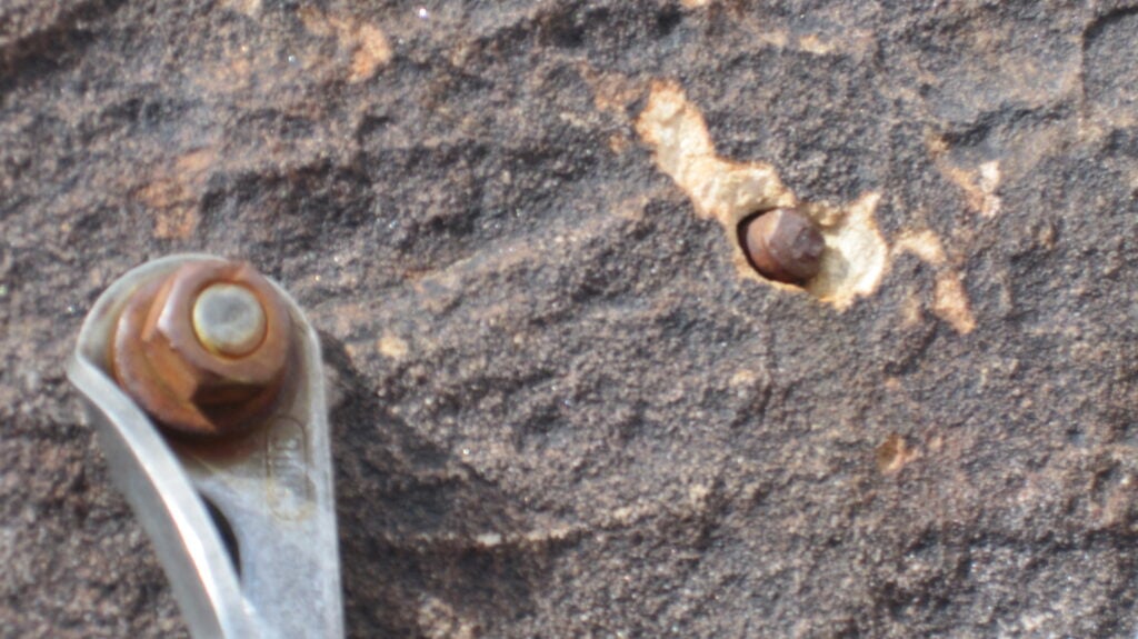Chopped Bolt